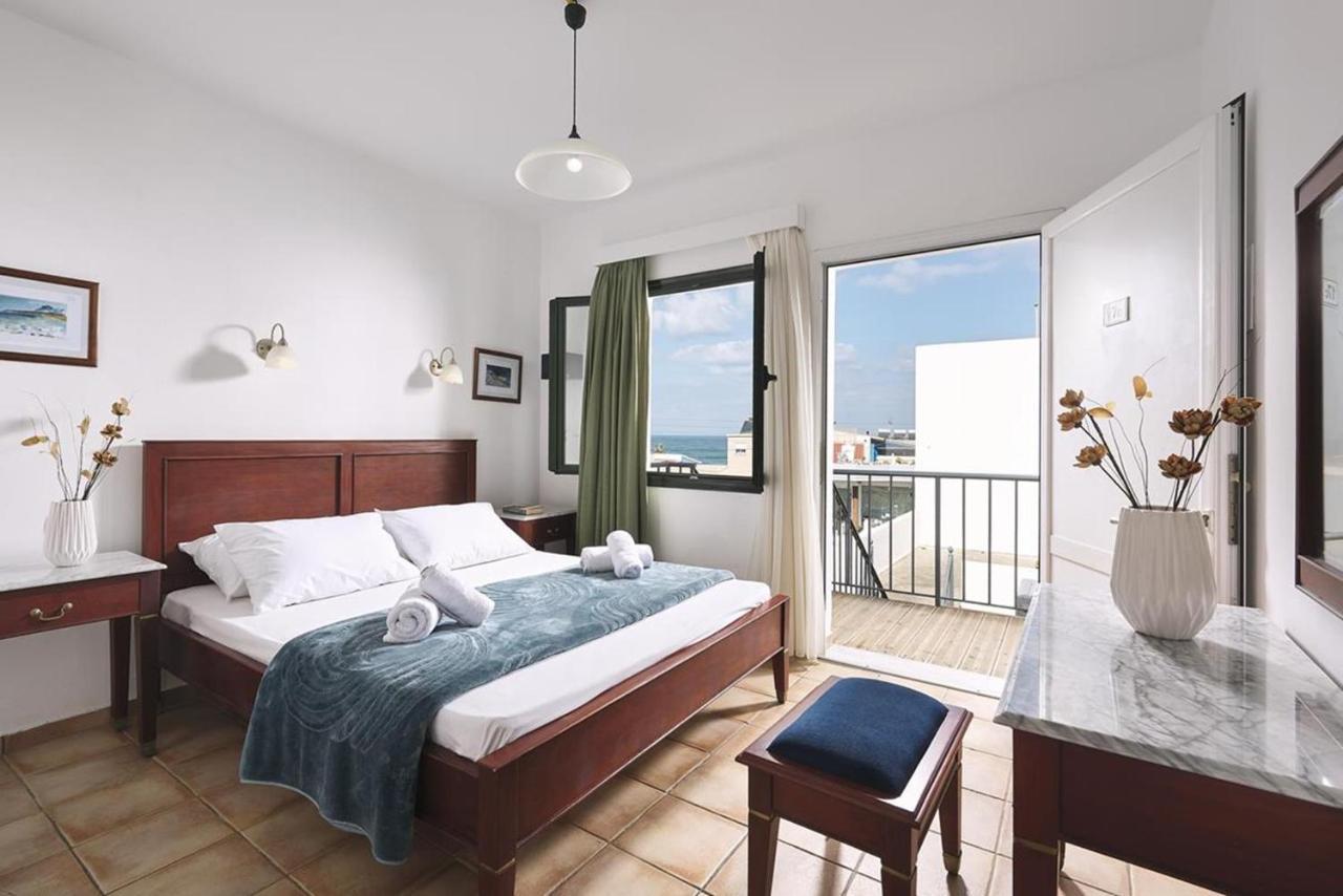 Eva Suites & Apartments Agia Marina 外观 照片