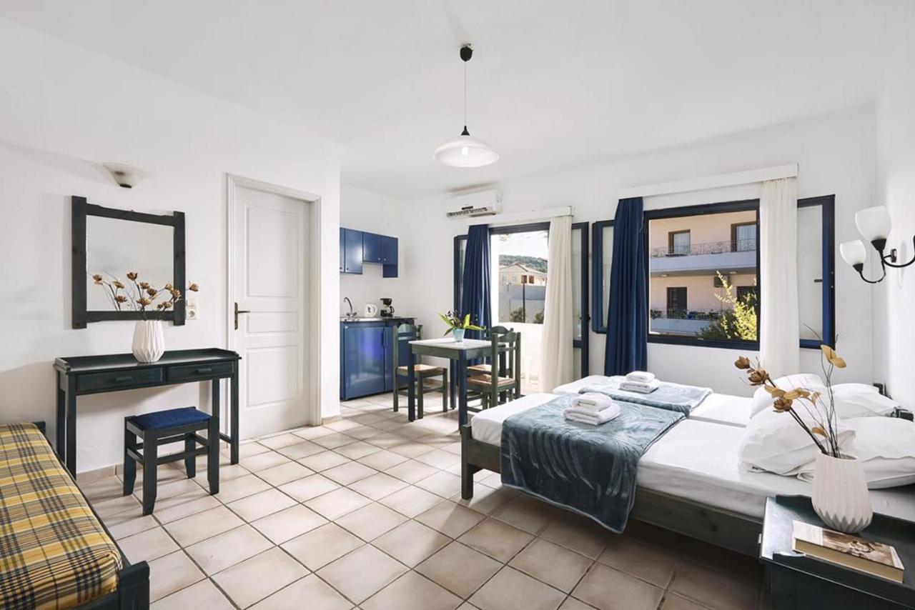 Eva Suites & Apartments Agia Marina 外观 照片